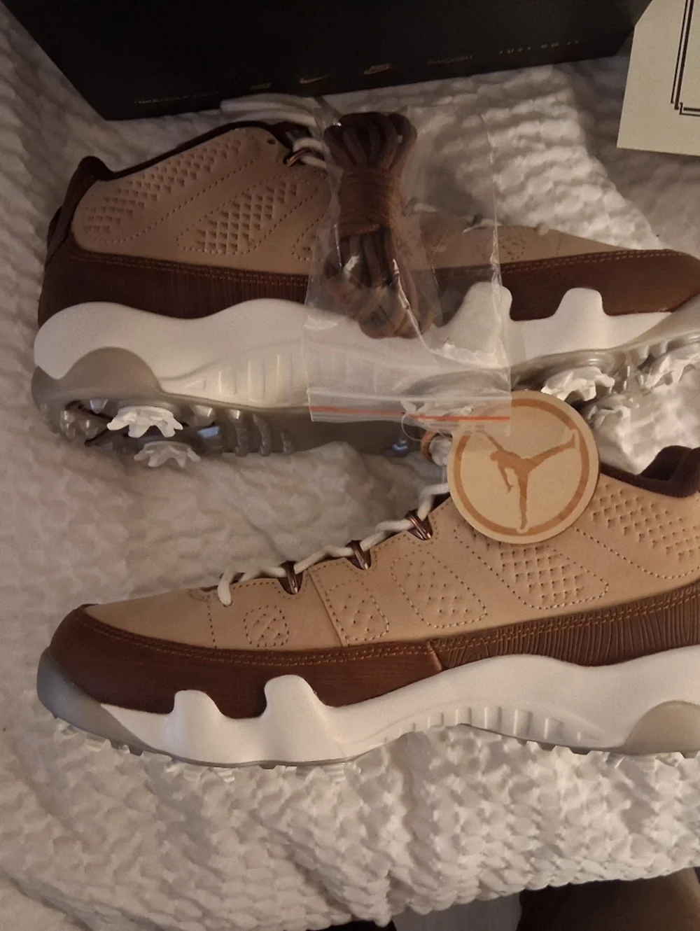 Jordan Men’s Low-Top Golf Cleats- Beige and Brown